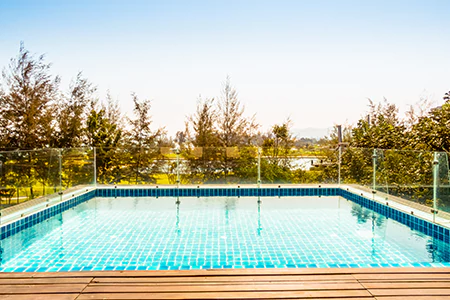 Cost of Glass Pool Fence Repair in Lynn Haven, FL